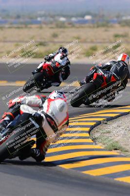 media/Oct-08-2022-SoCal Trackdays (Sat) [[1fc3beec89]]/Turn 11 Backside (1145am)/